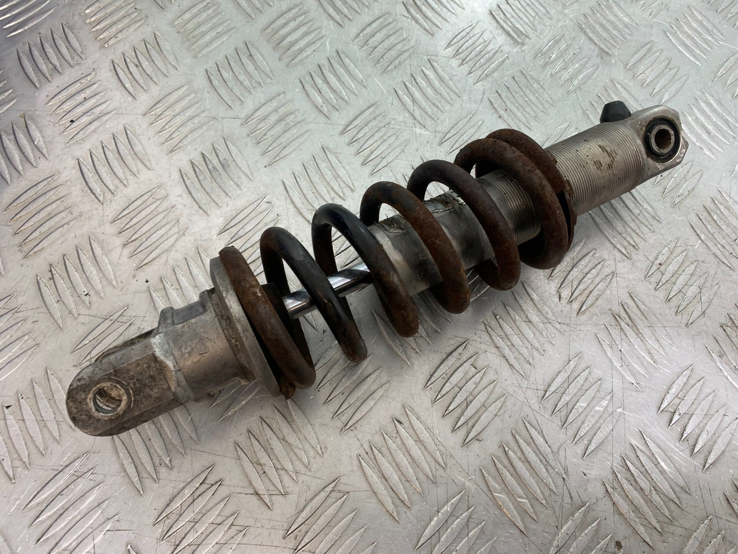 KAWASAKI ZZR1100 D REAR SHOCK   YEAR 1993-2001 (CMB1189)