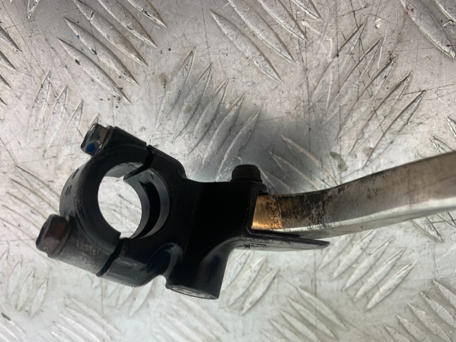 HONDA CB500 F CB500F CLUTCH LEVER AND BRACKET YEAR 2013-2015  (CMB1235)