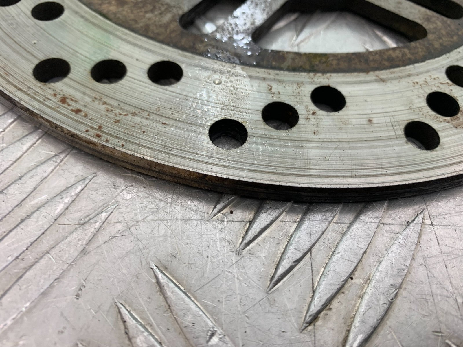 KAWASAKI ZZR1100 D REAR BRAKE DISC YEAR 1993-2001 (CMB1189)