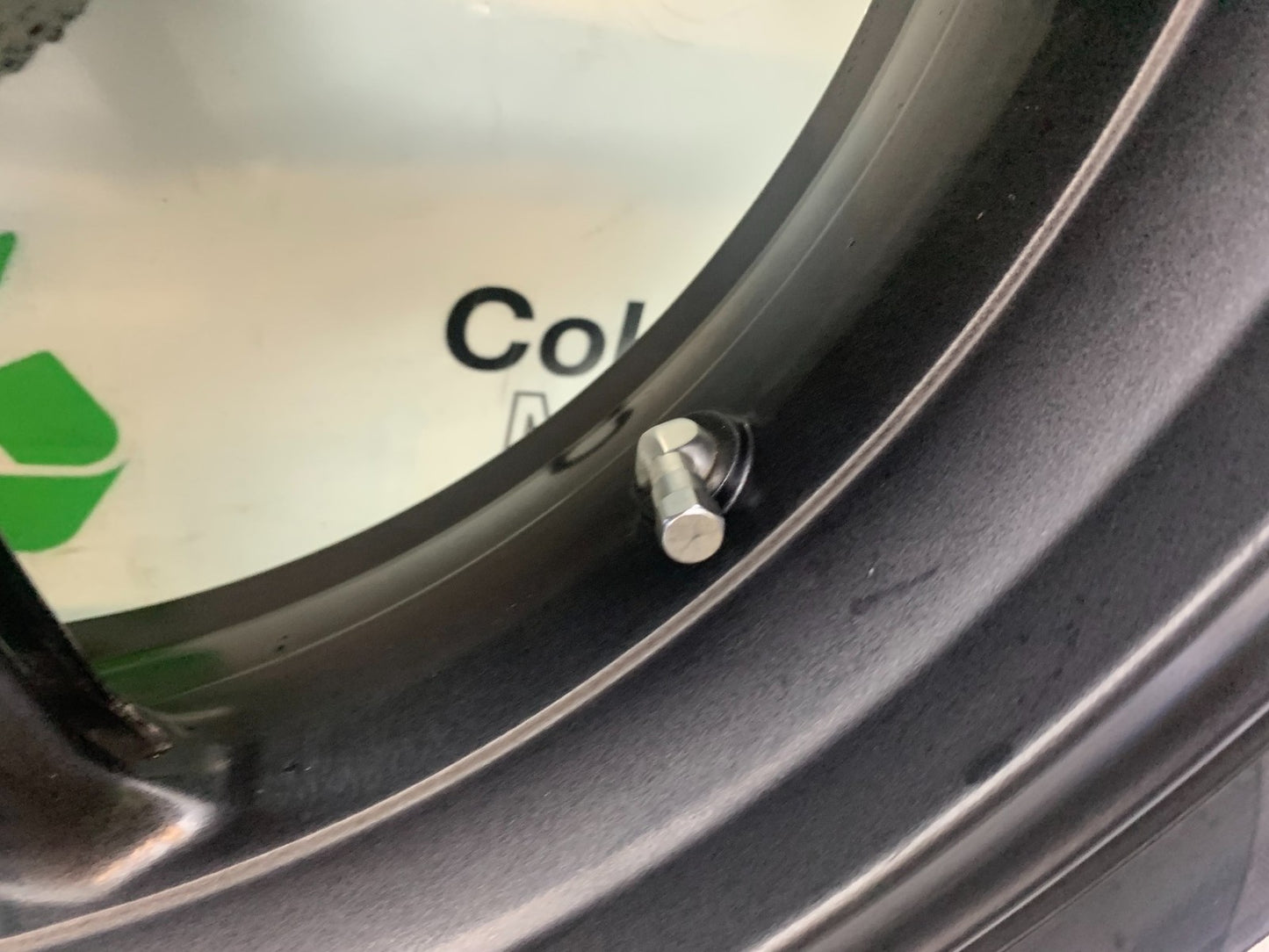 TRIUMPH 675 STREET TRIPLE R REAR WHEEL  YEAR 2013 - 2016 (CMB1221)