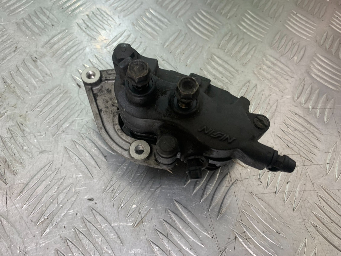 HONDA VFR800 PRE V-TEC REAR CALIPER  YEAR 1998-2001 (CMB1233)