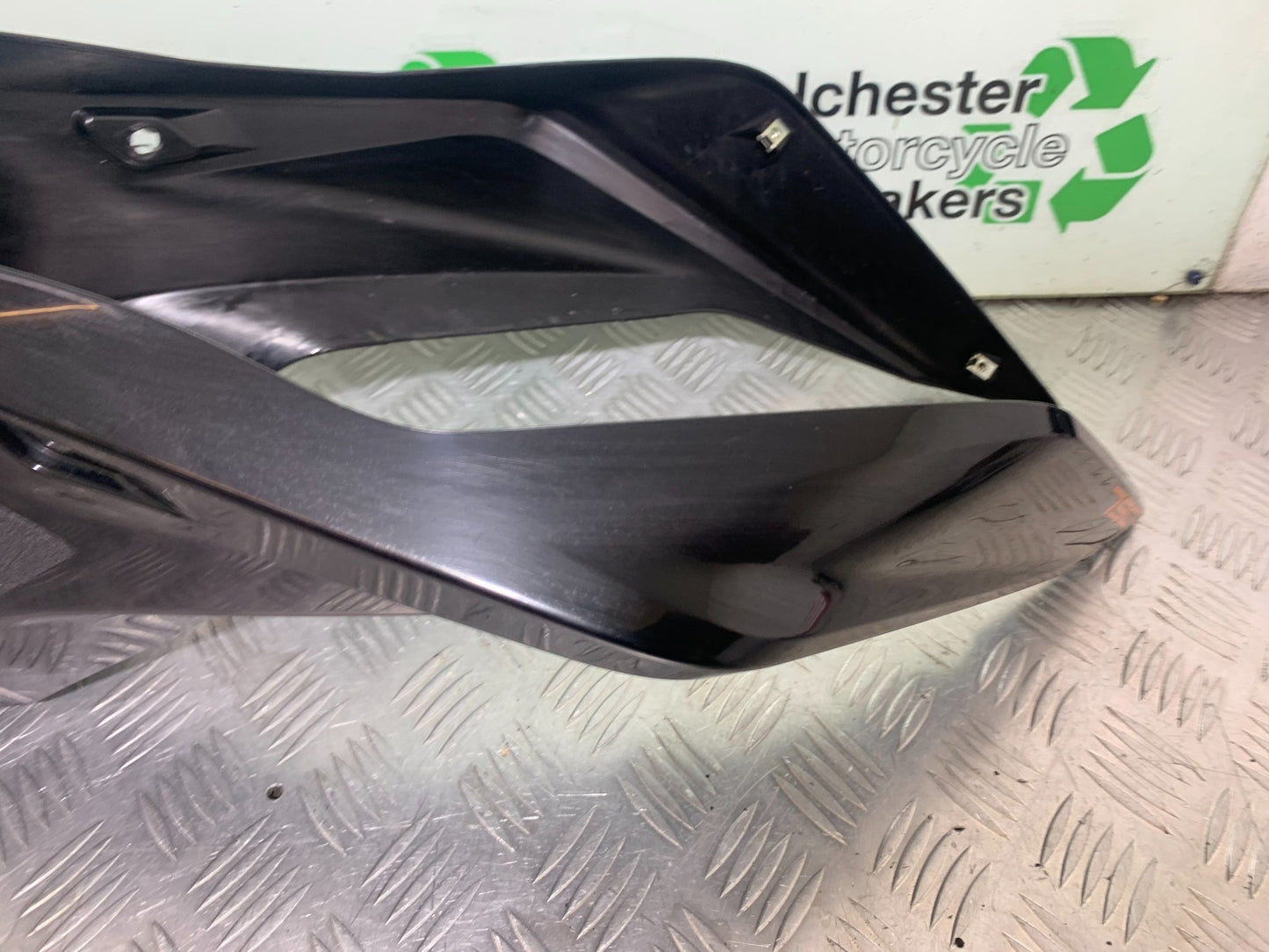 KTM 790 DUKE PETROL TANK SURROUND  YEAR 2018-2021  (CMB11150)