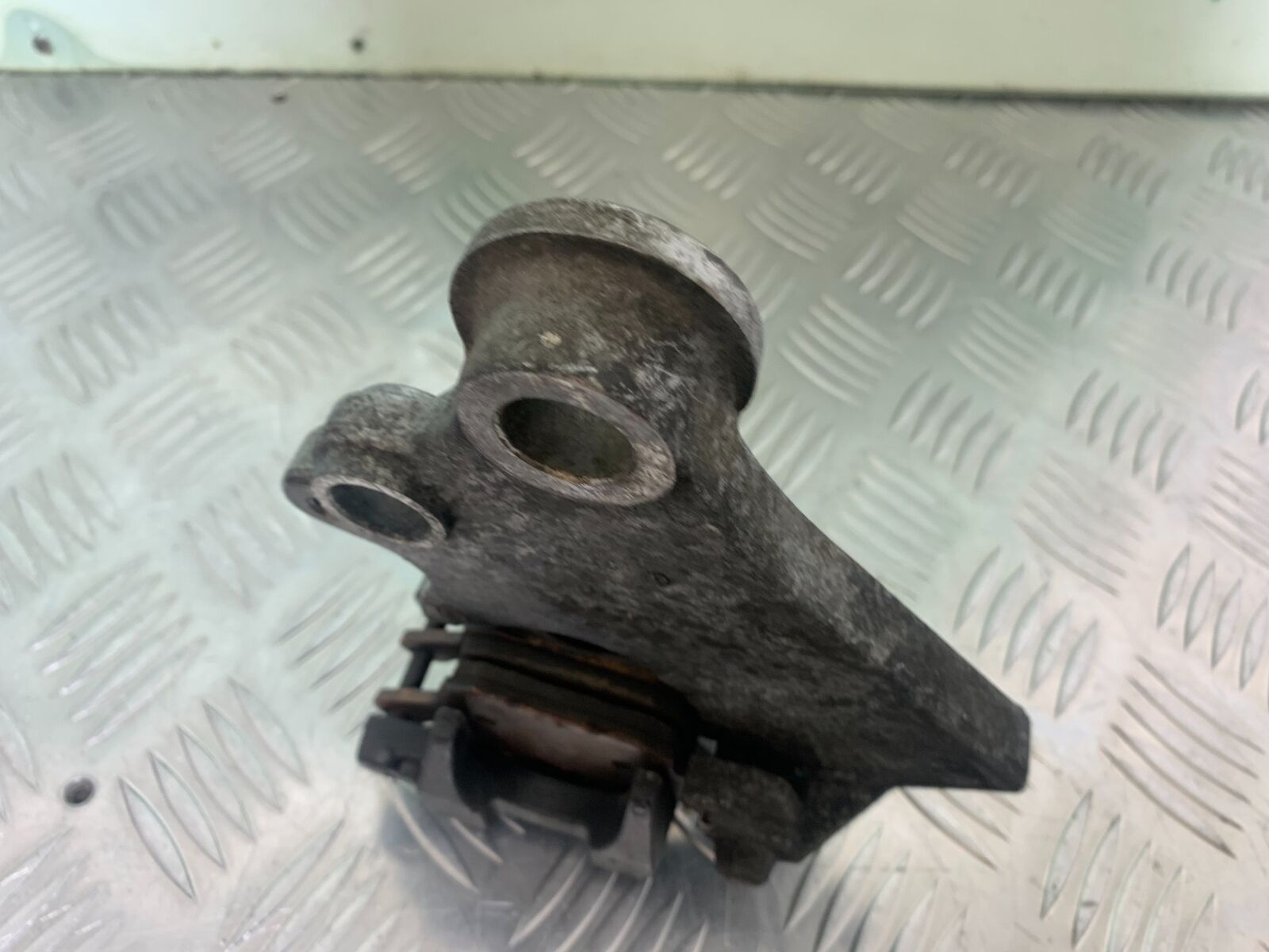 SUZUKI DL 650 V-STROM REAR CALIPER   YEAR 2016 (STOCK 996)