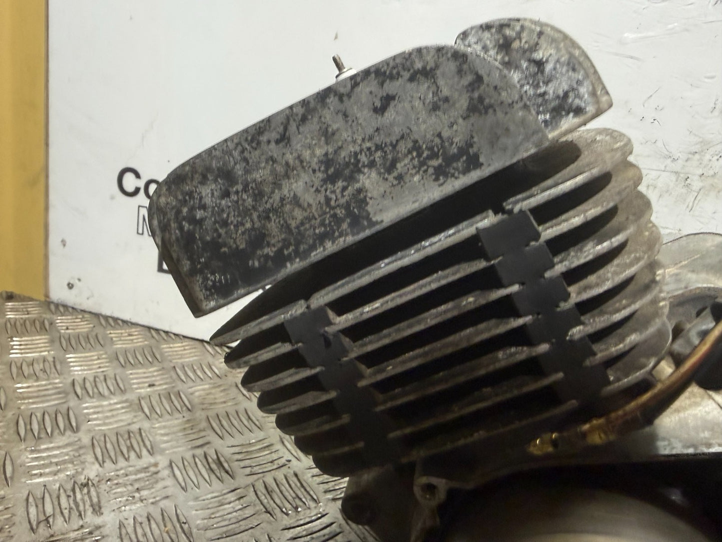 SUZUKI GP100 GP 100 ENGINE YEAR 1978-1988 (CMB1259)