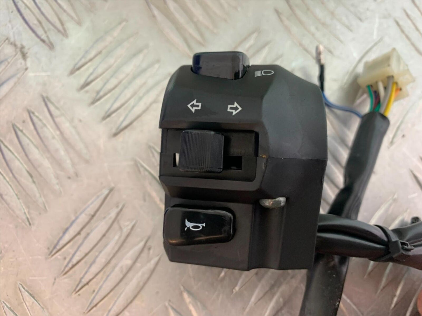 LEXMOTO LXR 125 LEFT SWITCH YEAR  2019-2023 (CMB1076)