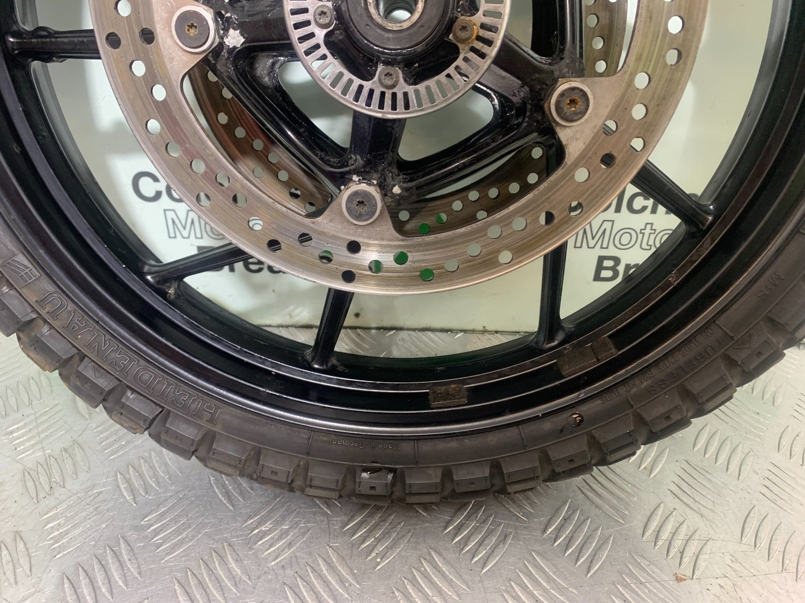 BMW R1200 R 1200 GS FRONT WHEEL AND DISCS  YEAR 2013-2016 (CMB1257)