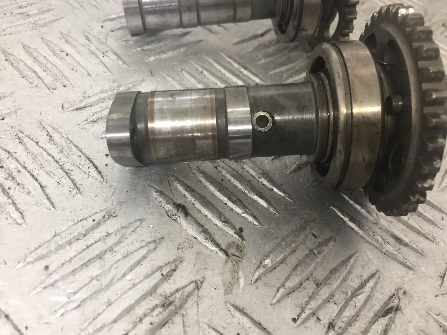 YAMAHA YZF250 YZF 250 CAMSHAFTS  YEAR 2004 (STOCK 792)
