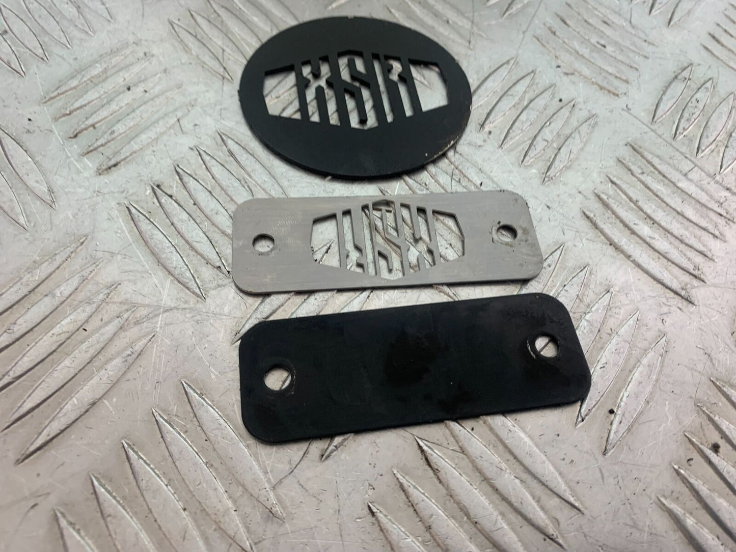 YAMAHA XSR900 XSR 900 BADGES  YEAR 2021-2022 (CMB1073)
