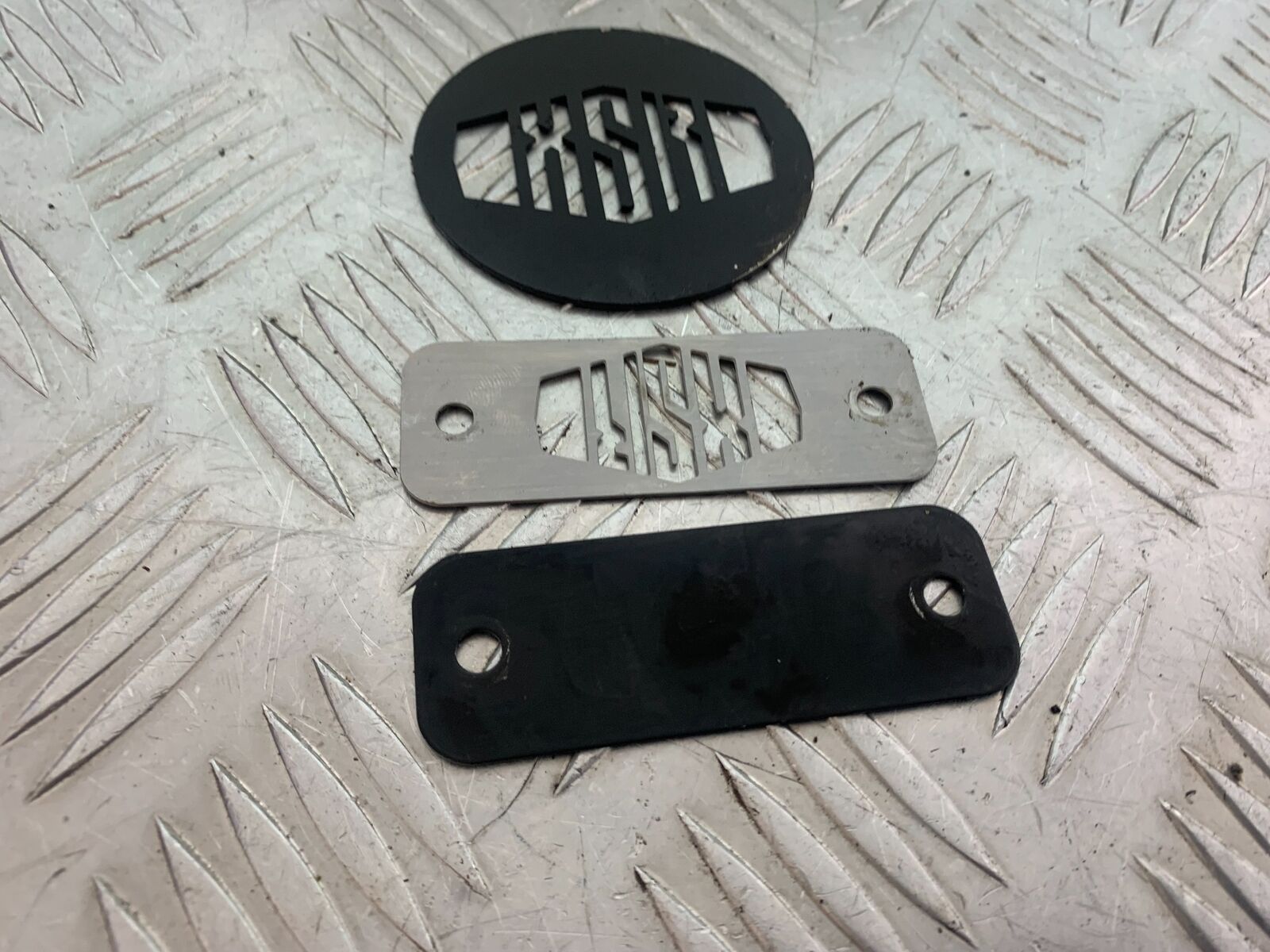 YAMAHA XSR900 XSR 900 BADGES  YEAR 2021-2022 (CMB1073)