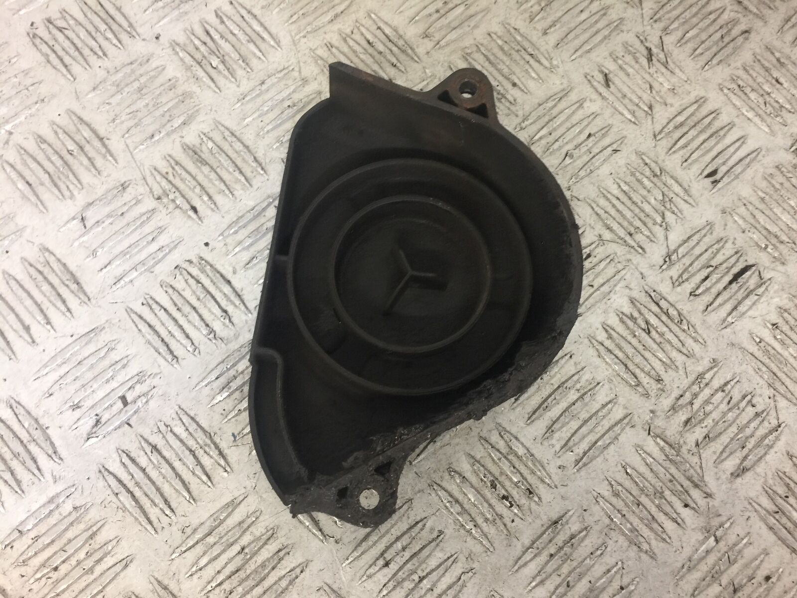 HONDA CBR900 FIREBLADE SPROCKET COVER   YEAR 1998 - 99 (STOCK 621)