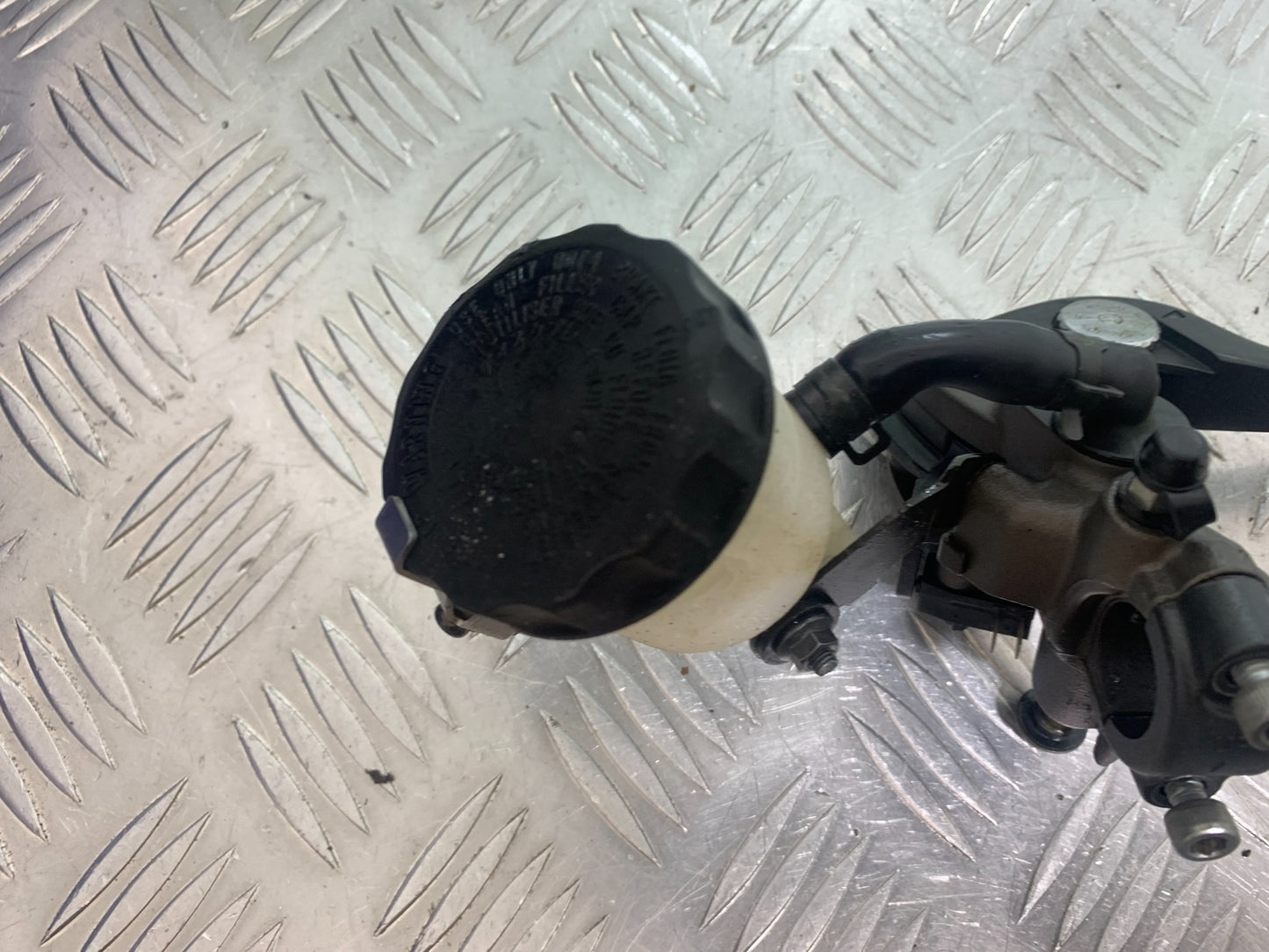KAWASAKI ZX6R FRONT BRAKE MASTER CYLINDER YEAR 2009-2012 (CMB1136)