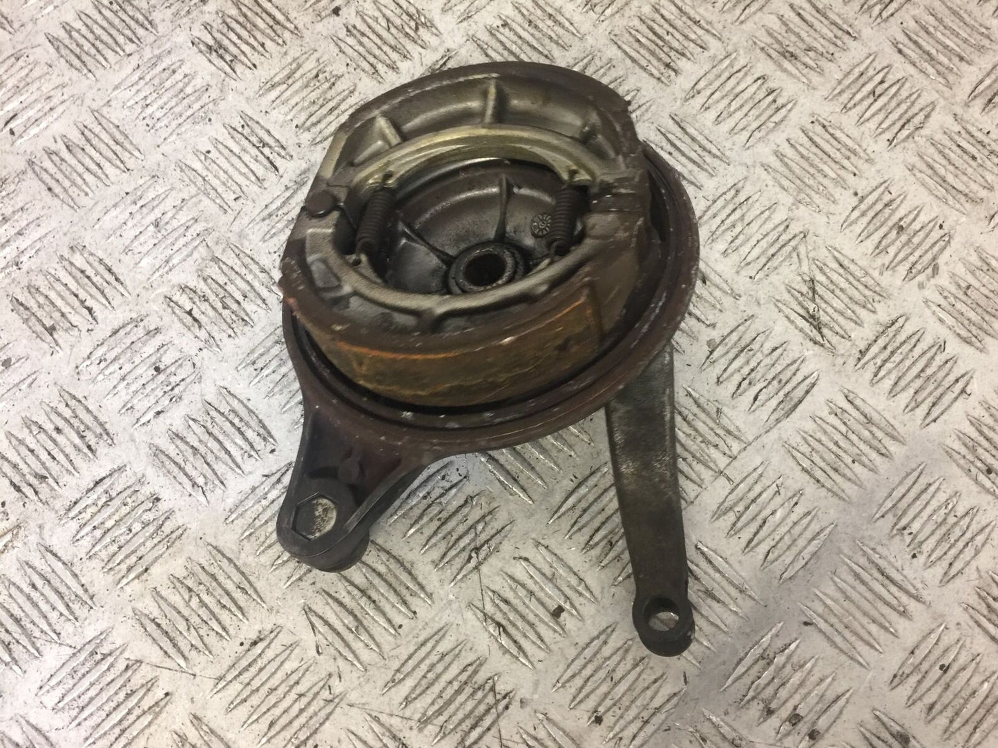 KYMCO CK1 125 FRONT REAR BRAKE HUB  YEAR 2015 (STOCK 692)