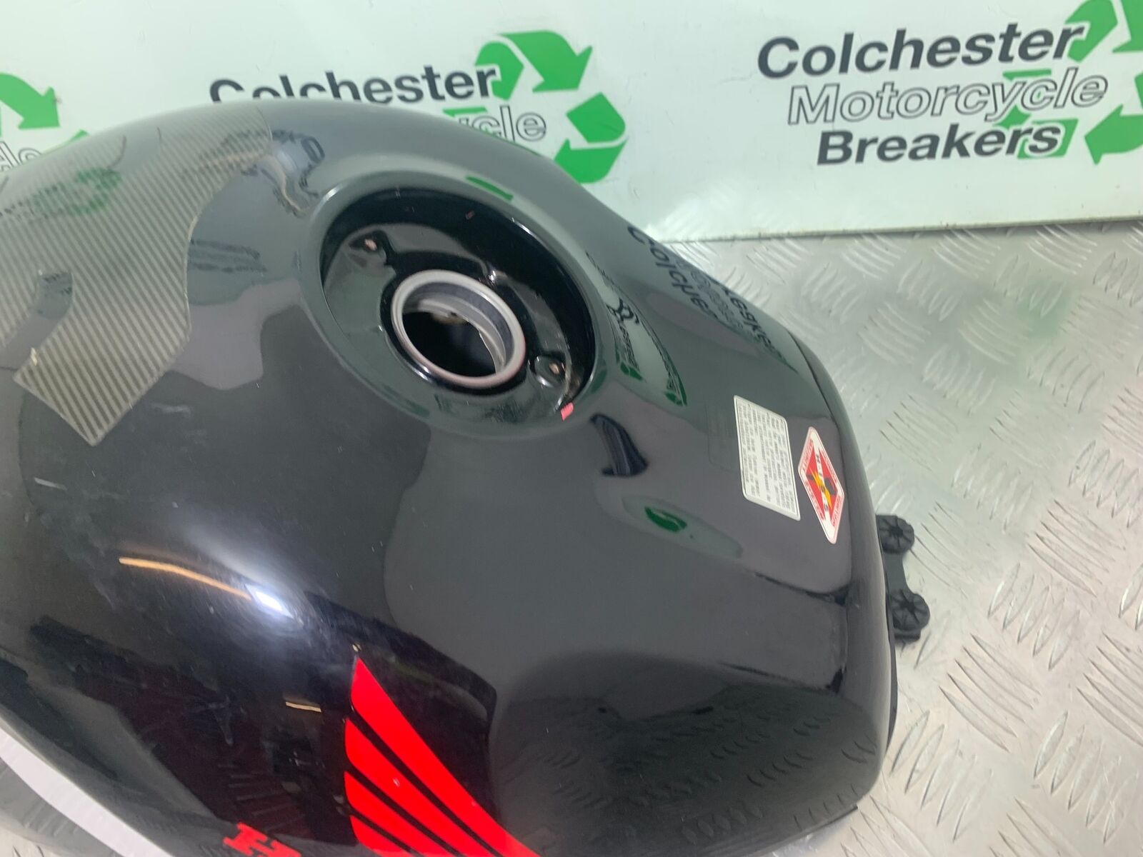 HONDA CBR 929 RRY FIREBLADE PETROL TANK YEAR 2000-01 (CMB1026)
