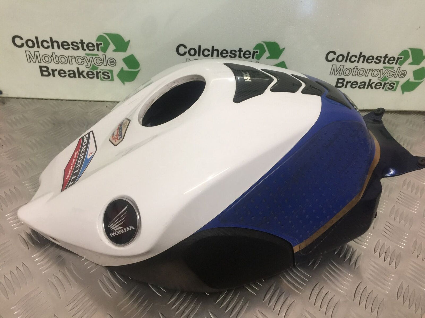 HONDA CBR1000 rr FIREBLADE PETROL TANK COVER   2008-2011 (STOCK 930)