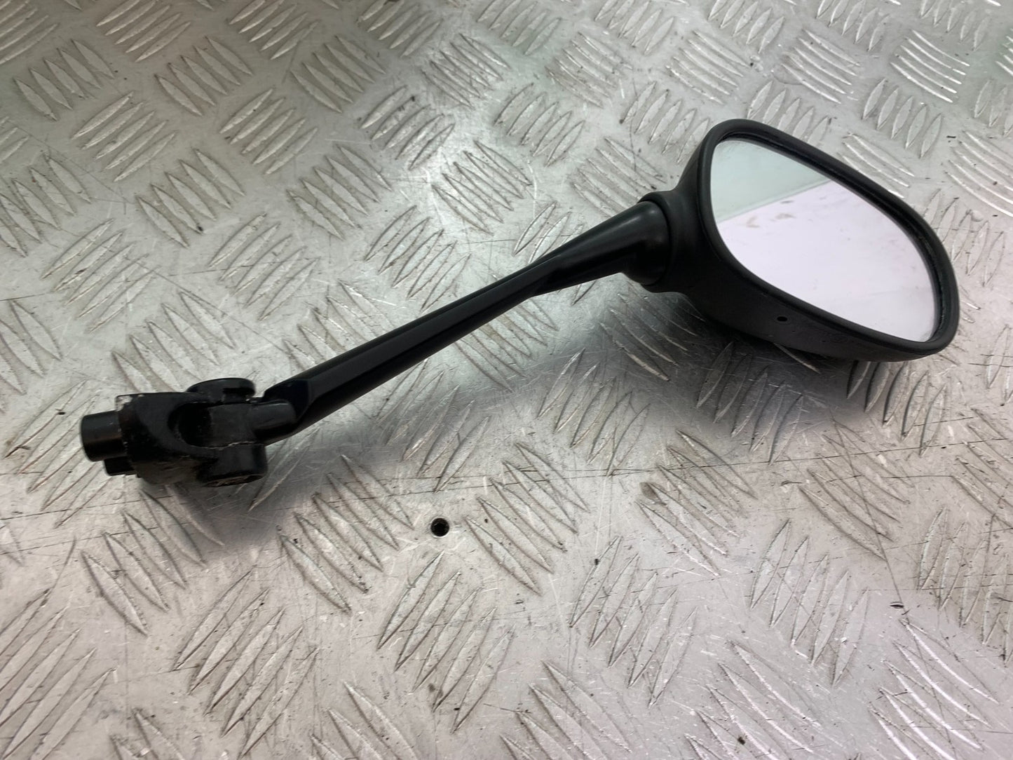 BMW F800 GT RIGHT MIRROR  YEAR 2013-2017 (CMB1248)