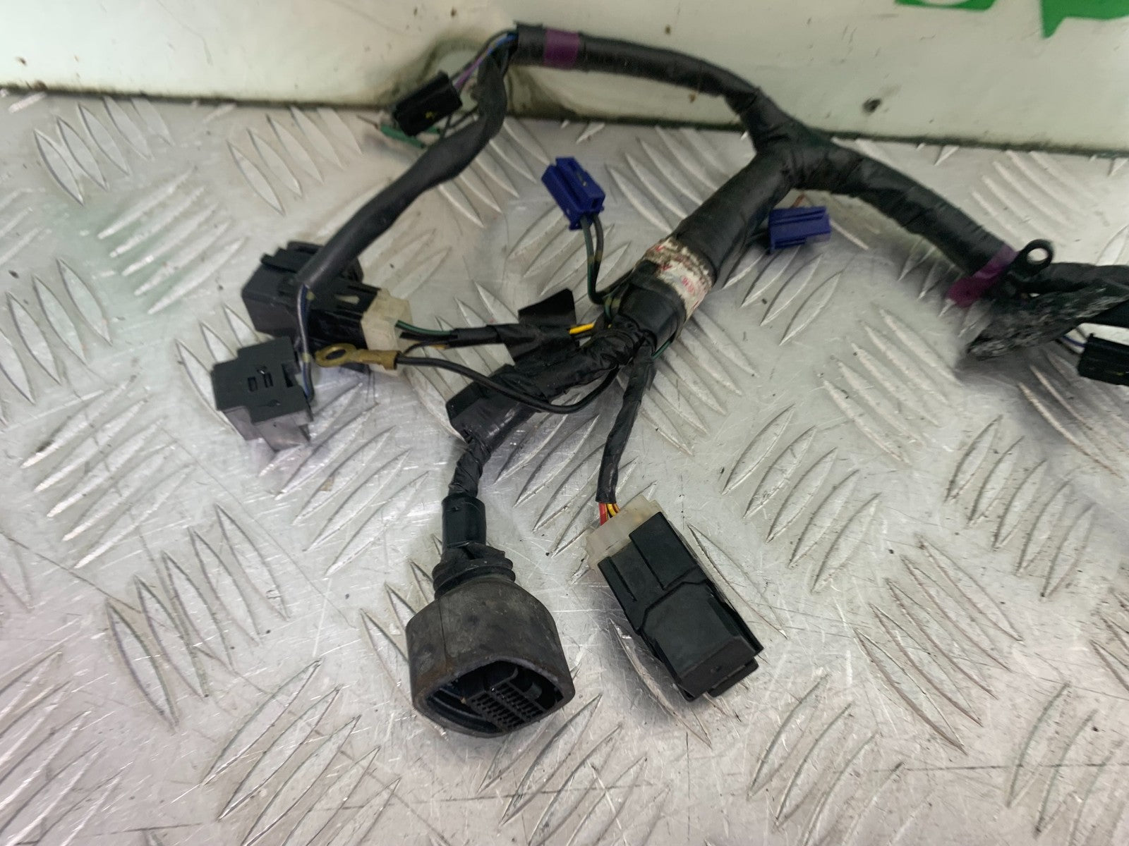 YAMAHA YZF R1 4C8 HEADLIGHT SPEEDO SUB LOOM   YEAR 2007-2008 (CMB1237)