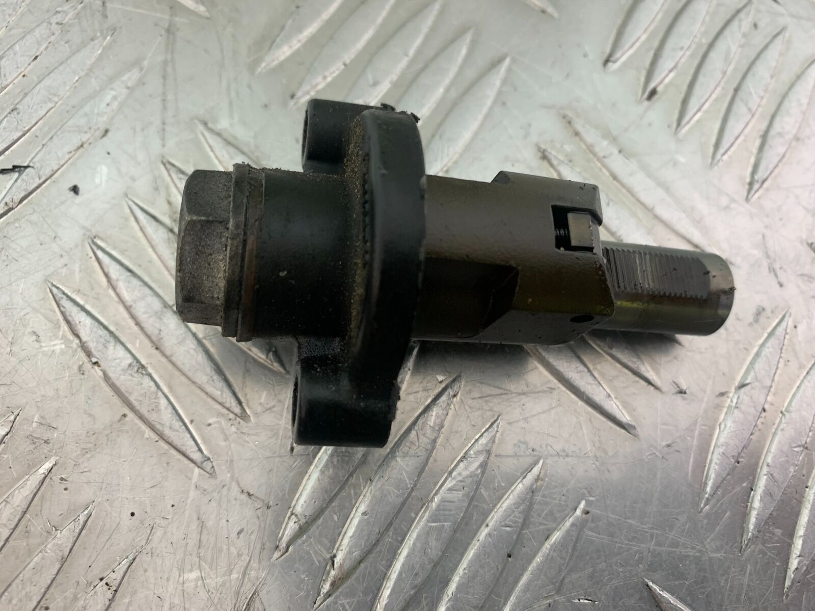 TRIUMPH 955i SPRINT ST CAM CHAIN TENSIONER  YEAR 1999-2004 (STOCK 735)