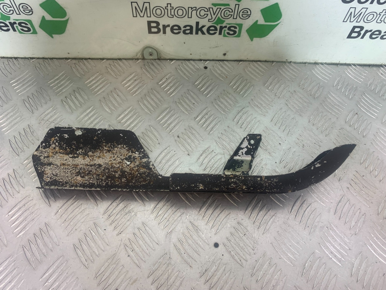 PIONEER XF250 CHAIN GUARD  YEAR 2009 (CMB1143)