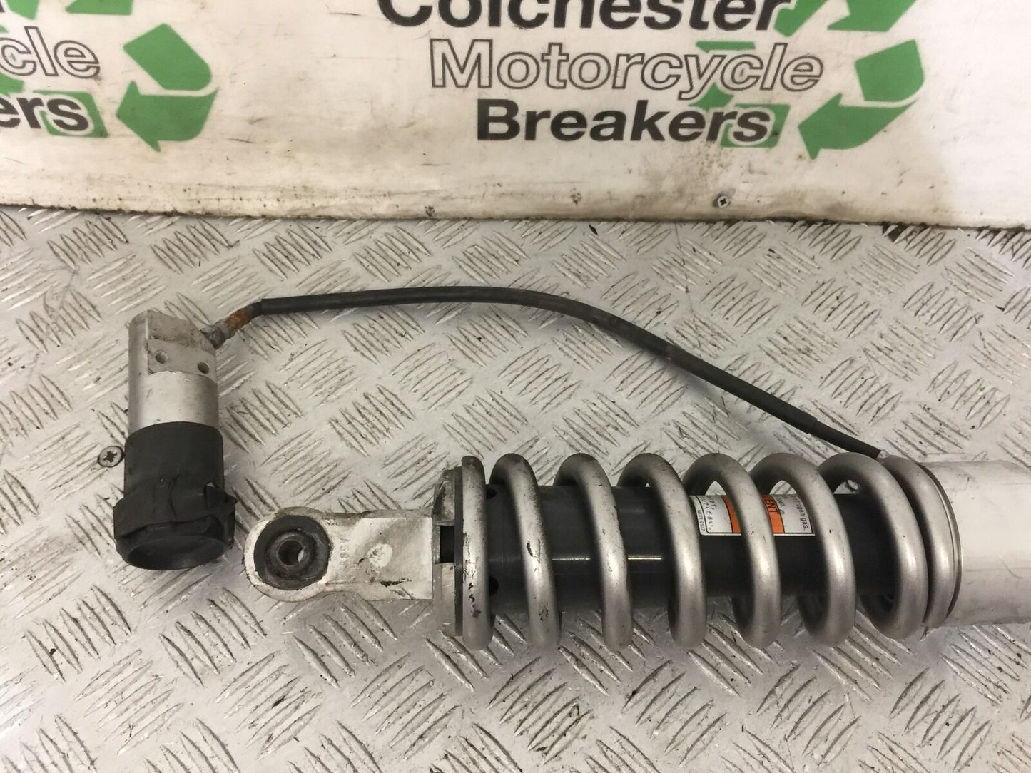 KAWASAKI VERSYS 1000 KLZ 1000 REAR SHOCK YEAR 2015-18 (STOCK 817)