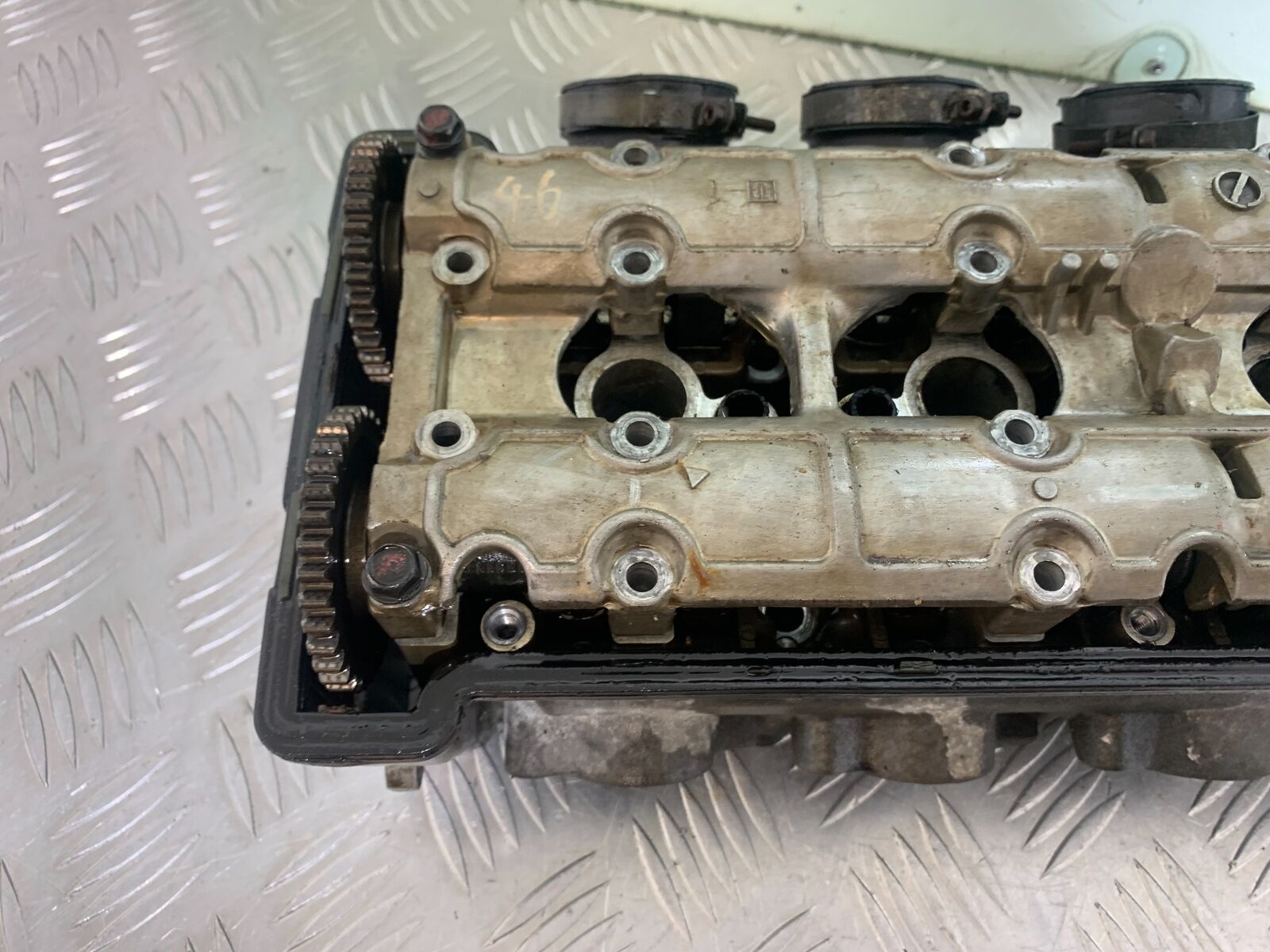 KAWASAKI ZX9R ZX9 C CYLINDER HEAD  YEAR 1998-99 (STOCK 903)