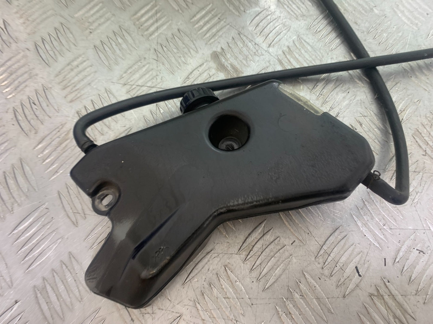 KAWASAKI ZX9R ZX9 E1 COOLANT BOTTLE  YEAR 2000-01 (CMB1171)