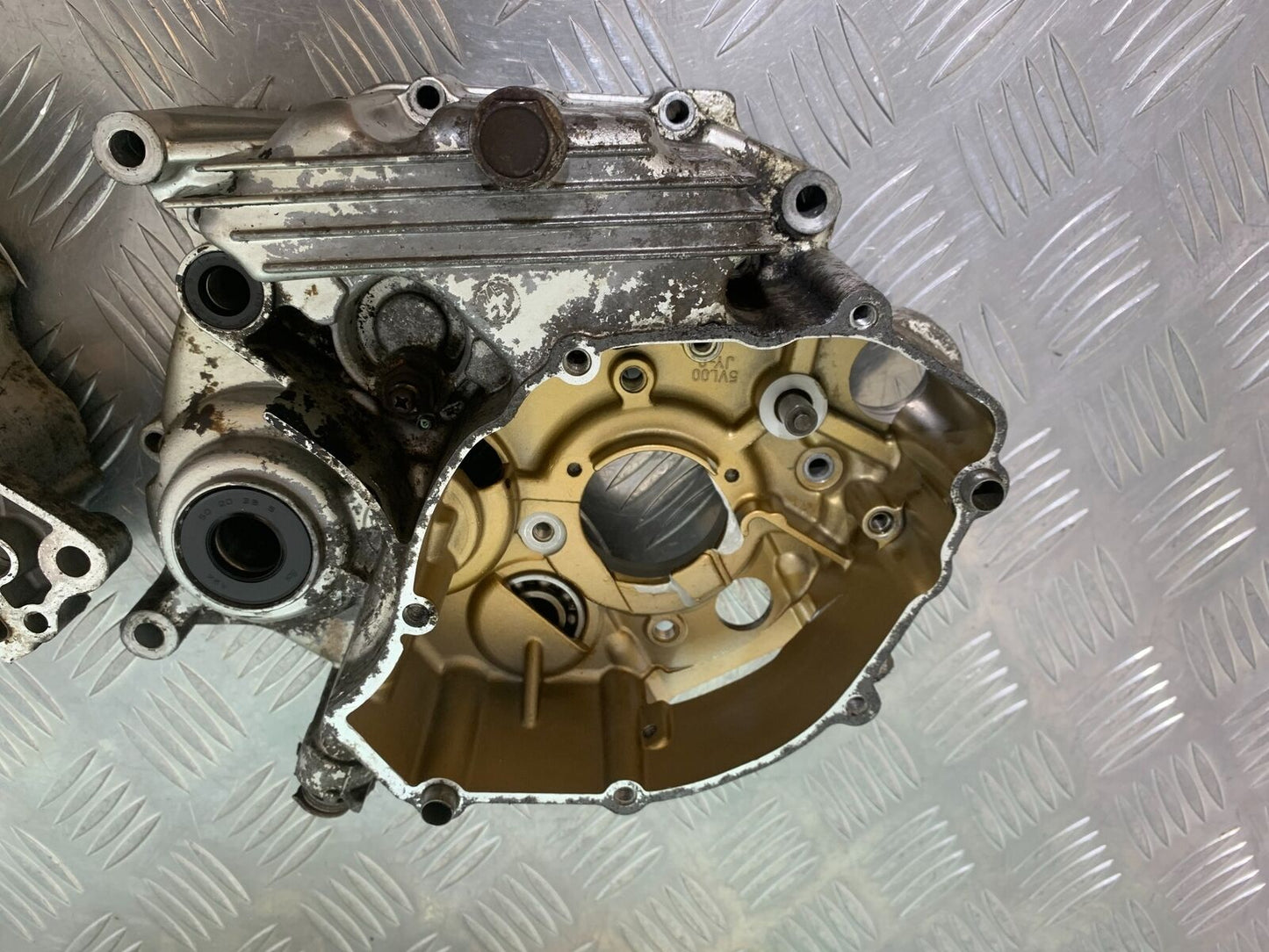 YAMAHA XT125X XT125 X CRANK CASING  YEAR 2008 (STOCK 857)