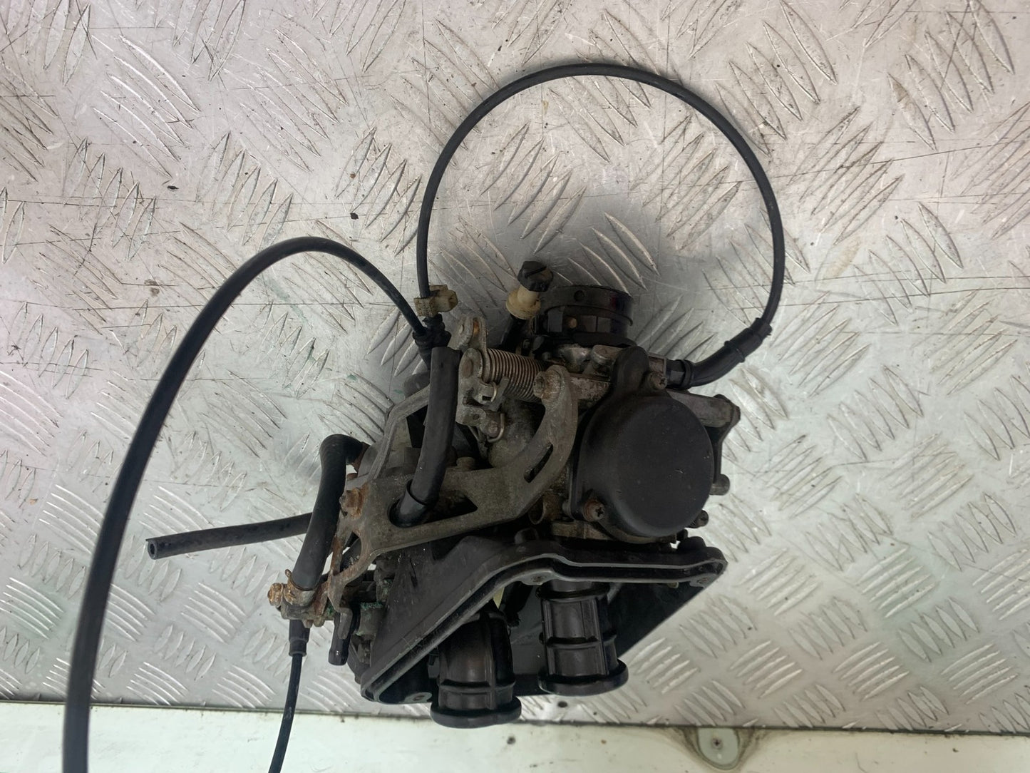 HONDA XL125 VARADERO CARBS   YEAR 2001-2006  (CMB1210)