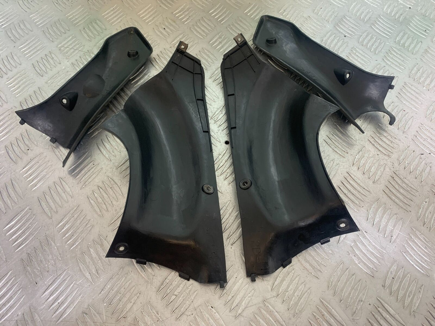 YAMAHA YZF600 YZF 600 THUNDERCAT TOP FAIRING INFILLS 1996-2003 (CMB1134)