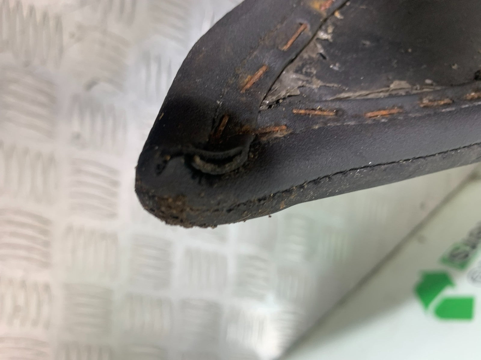 KTM 990 SUPER DUKE SEAT  YEAR 2007-2011  (CMB1207)