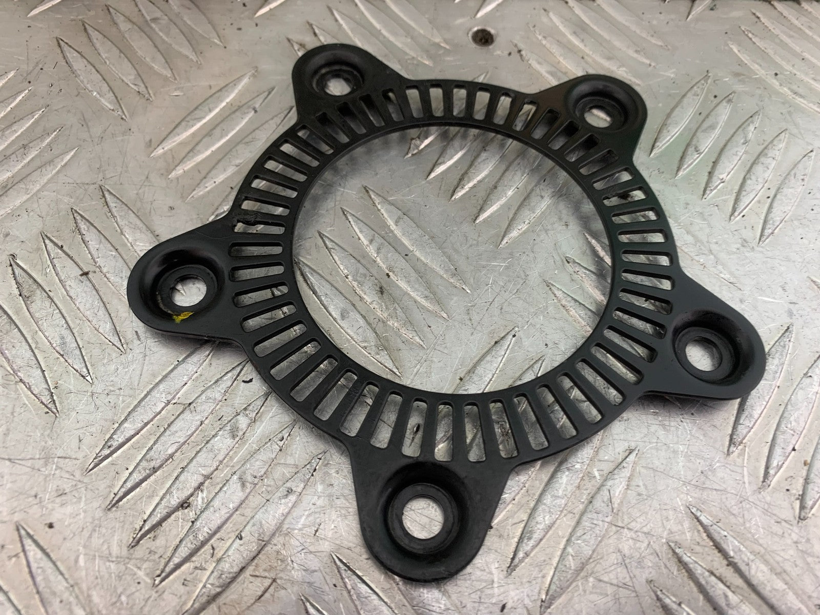 KTM 690 DUKE R LC4 REAR ABS RING YEAR 2012-2015  (CMB1180)