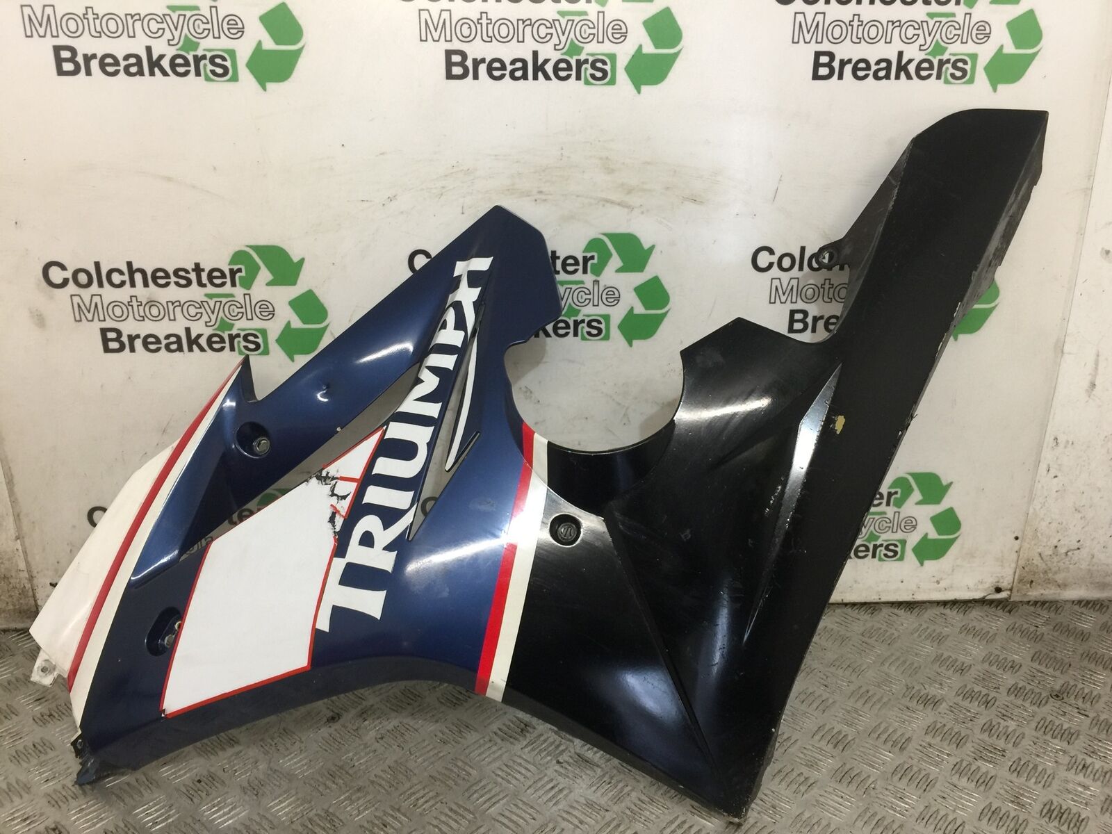 TRIUMPH 675 DAYTONA LEFT FAIRING PANEL YEAR 2006-2008 (STOCK 789)