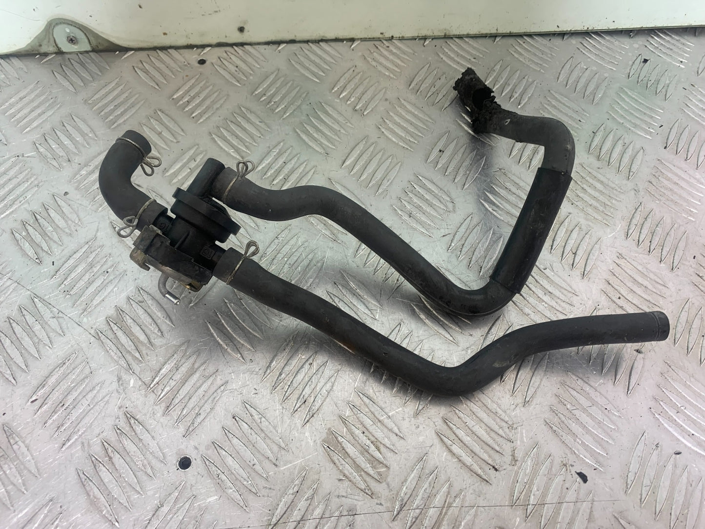 HONDA VTX1300 S-6 AIR VALVE  YEAR 2004-09 (CMB1159)