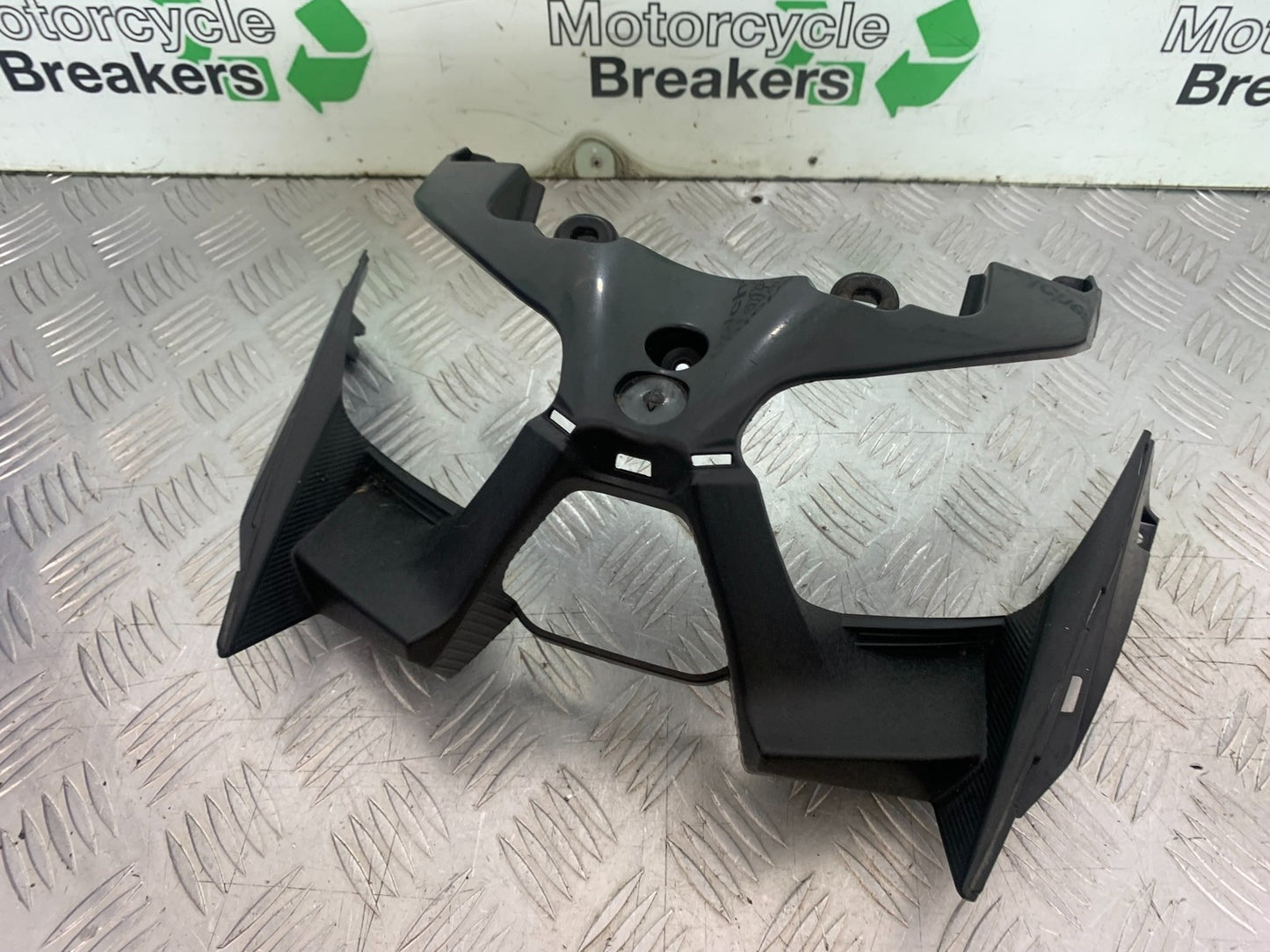 YAMAHA XMAX 300 YOKE COVER  YEAR 2017-2020 (CMB1218)