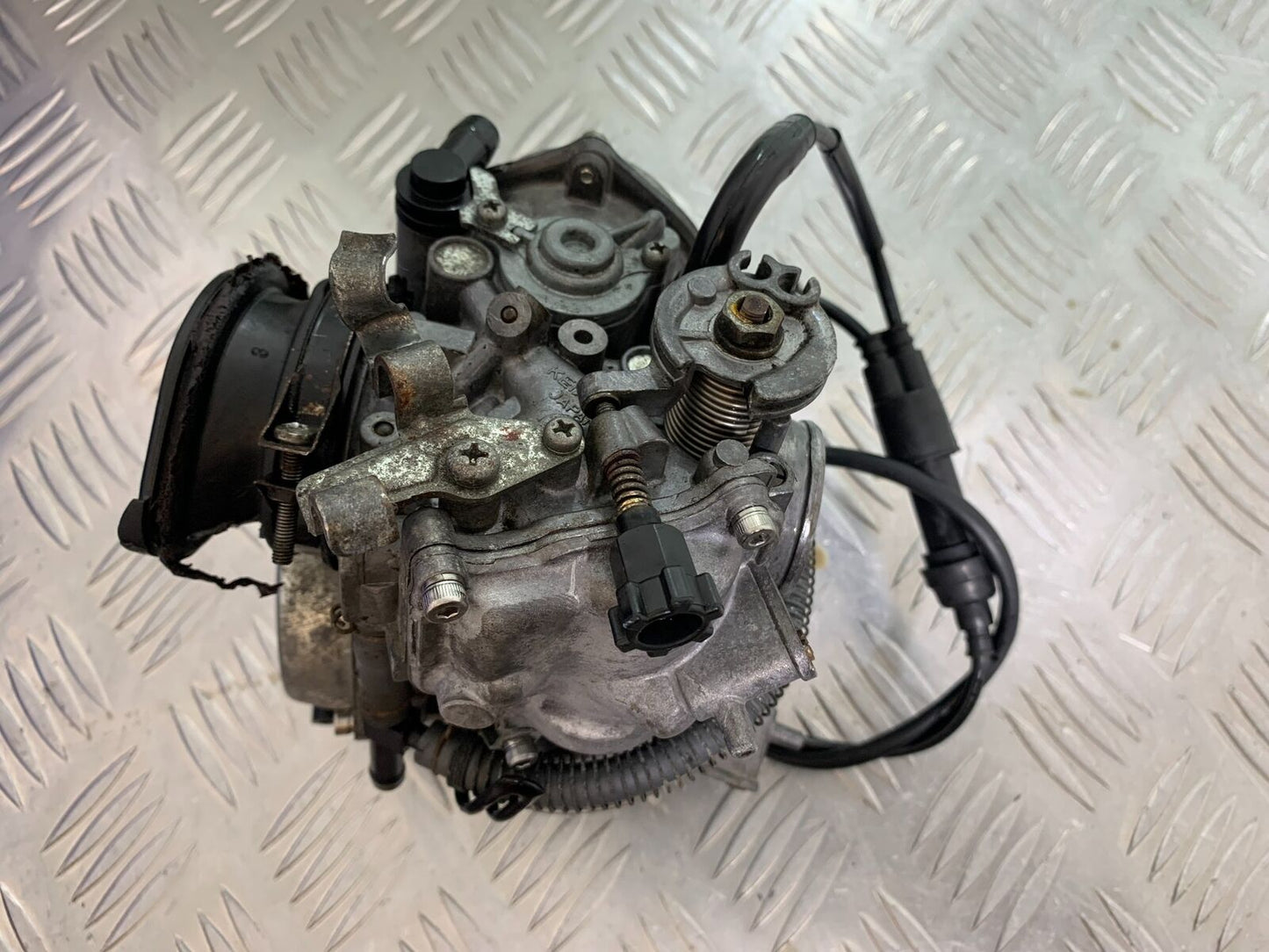 HONDA NTV 650 REVERE CARBS   YEAR 1988-1996 (CMB1025))