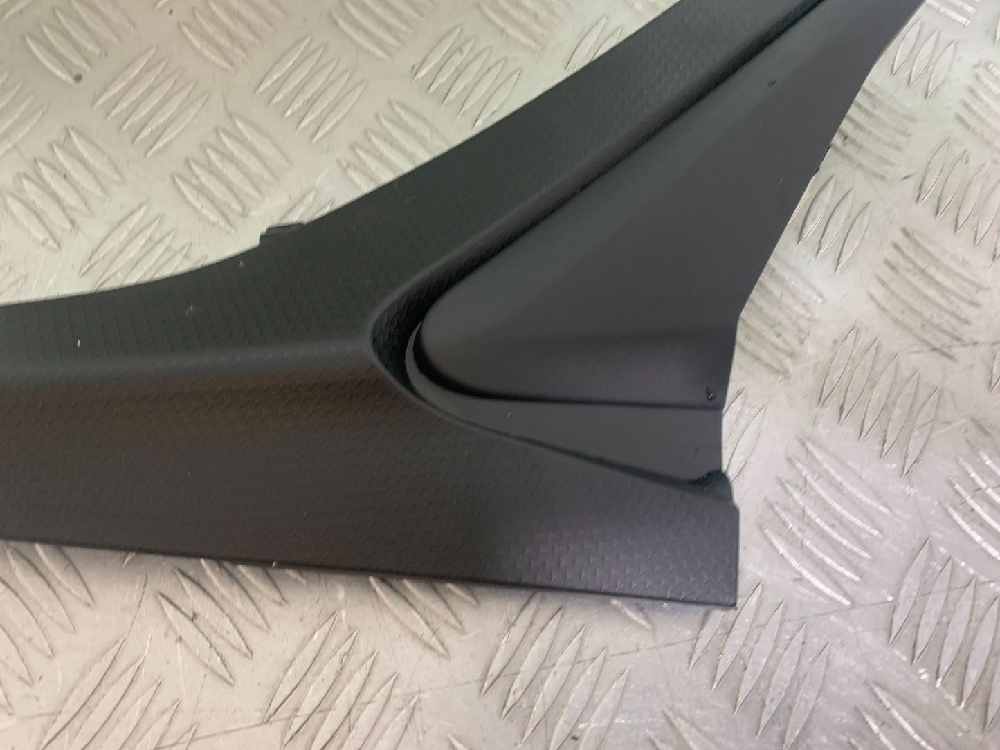 APRILIA RS660 RS 660 RIGHT SIDE INFILL COVER  YEAR 2020-2024 (CMB1202)