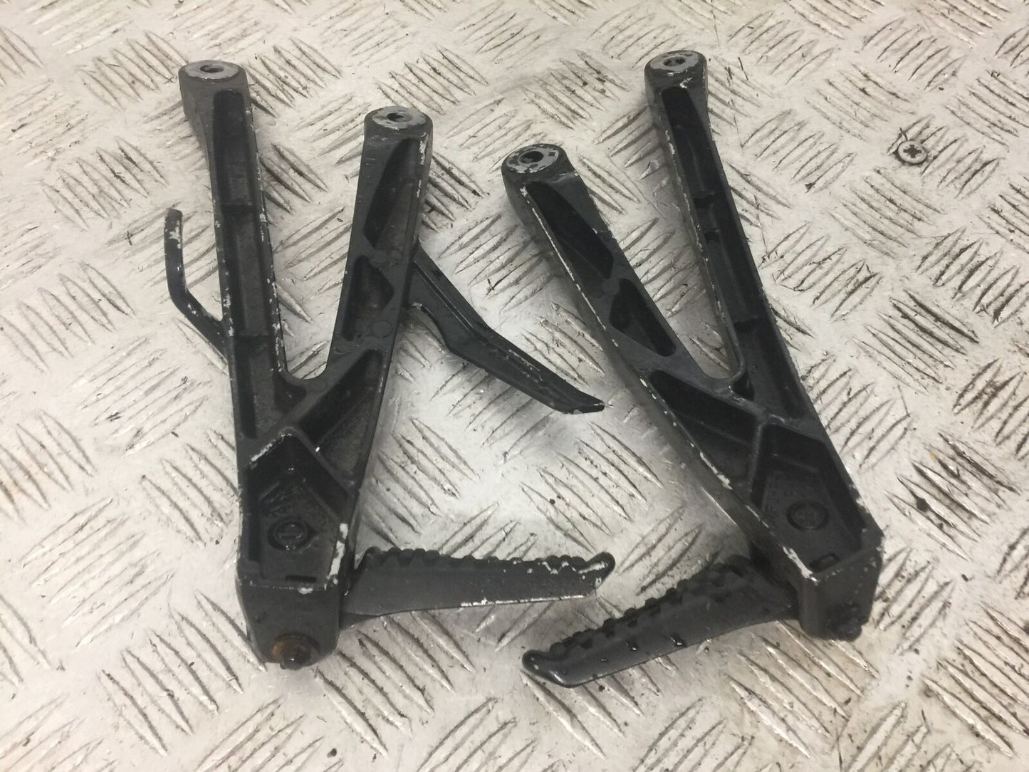 HONDA CBR600 CBR 600 RR REAR HANGERS  YEAR 2009-2012 (STOCK 804)