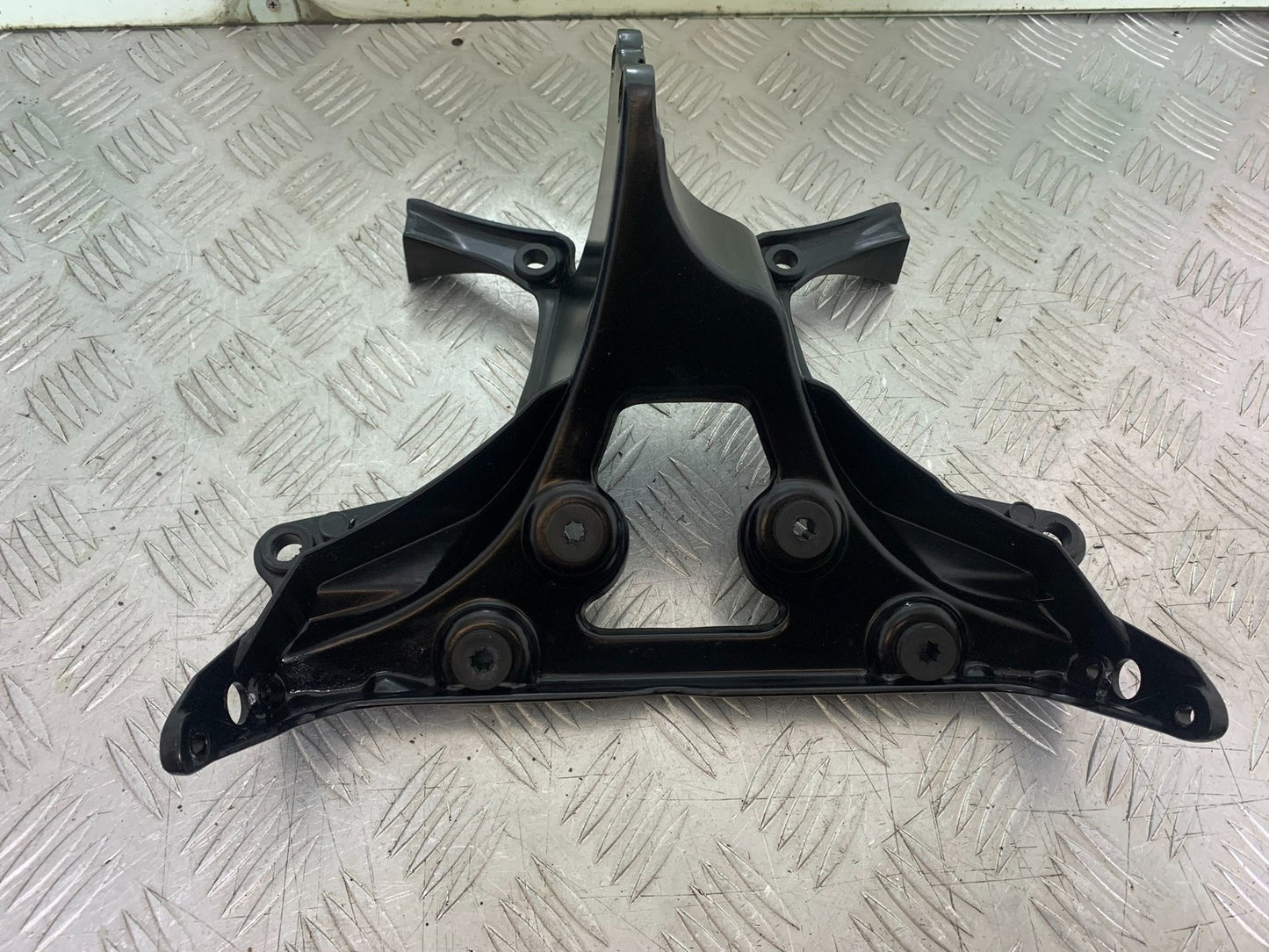 TRIUMPH 1050 SPRINT GT FAIRING BRACKET  YEAR 2010-2016 (CMB1250)