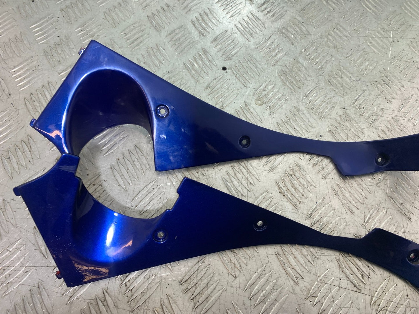 KAWASAKI ZZR1100 D LEFT & RIGHT INNER INFILLS  V-PIECE YEAR 1993-2001 (CMB1289)