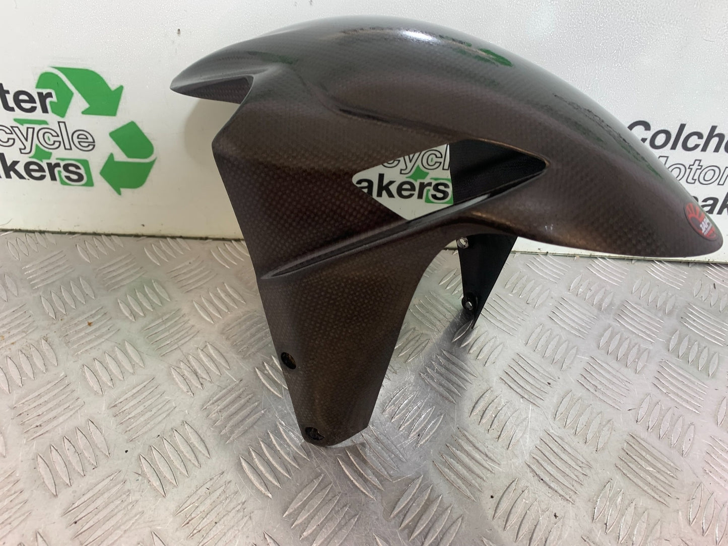 MV AGUSTA 800 F3 CARBON FRONT MUDGUARD  YEAR 2013-2016 (CMB1152)
