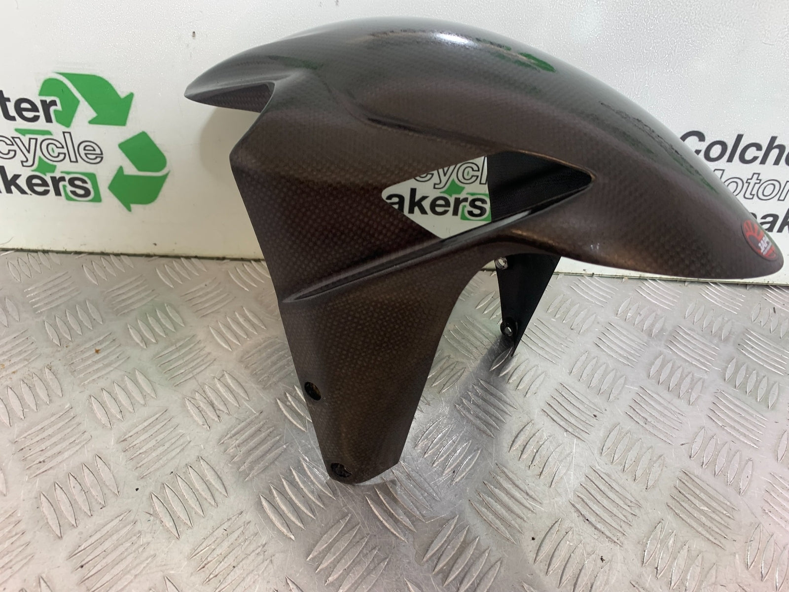 MV AGUSTA 800 F3 CARBON FRONT MUDGUARD  YEAR 2013-2016 (CMB1152)