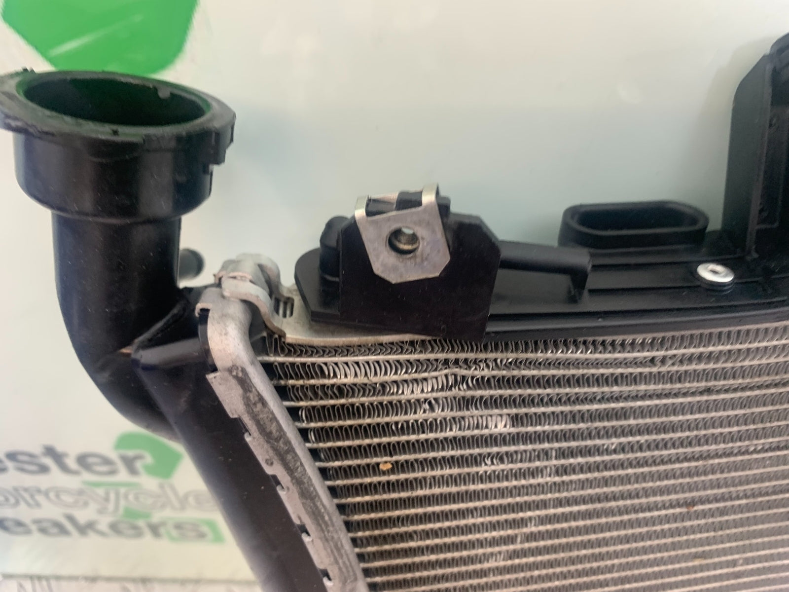 BMW M1000 R RADIATOR   YEAR 2023-2024 (CMB1140)
