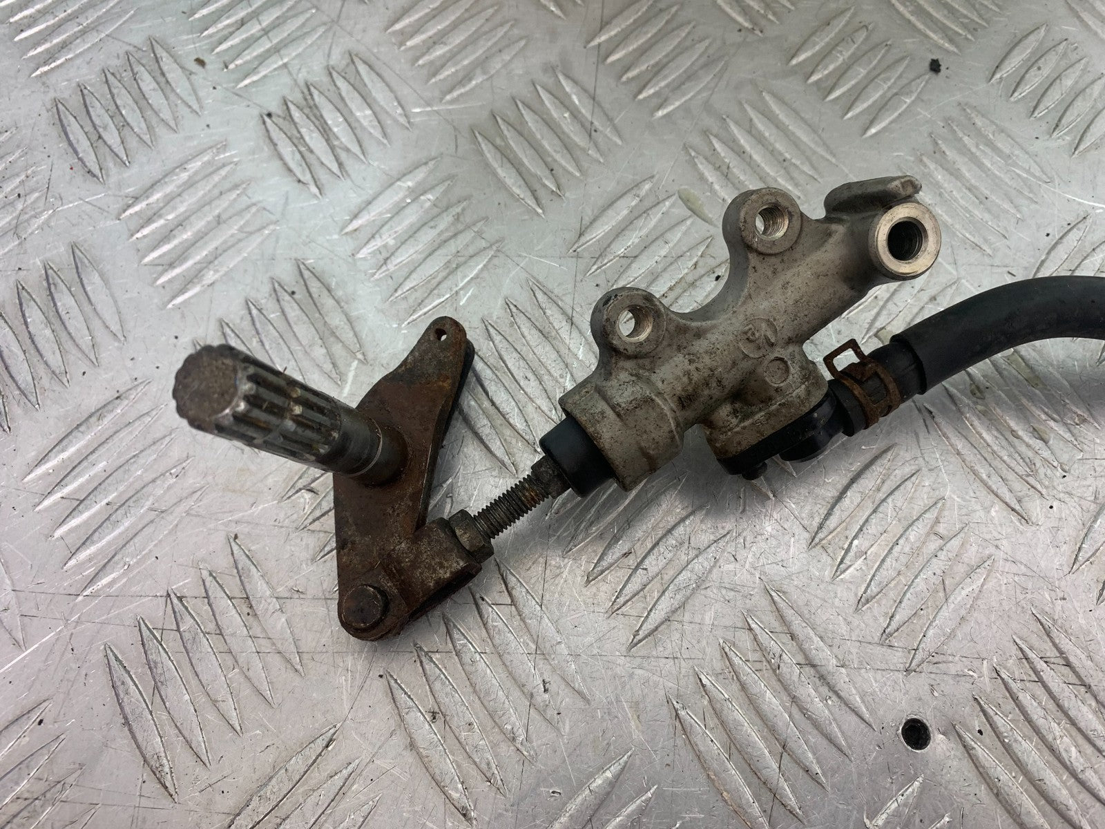 SUZUKI GSX1100 G GSX 1100 G REAR MASTER CYLINDER  1991-1996 (CMB1283)