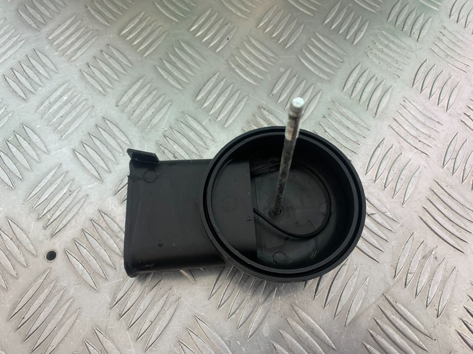 YAMAHA XV535 XV 535 VIRAGO AIRBOX COVER   YEAR 1994-02 (CMB1044)