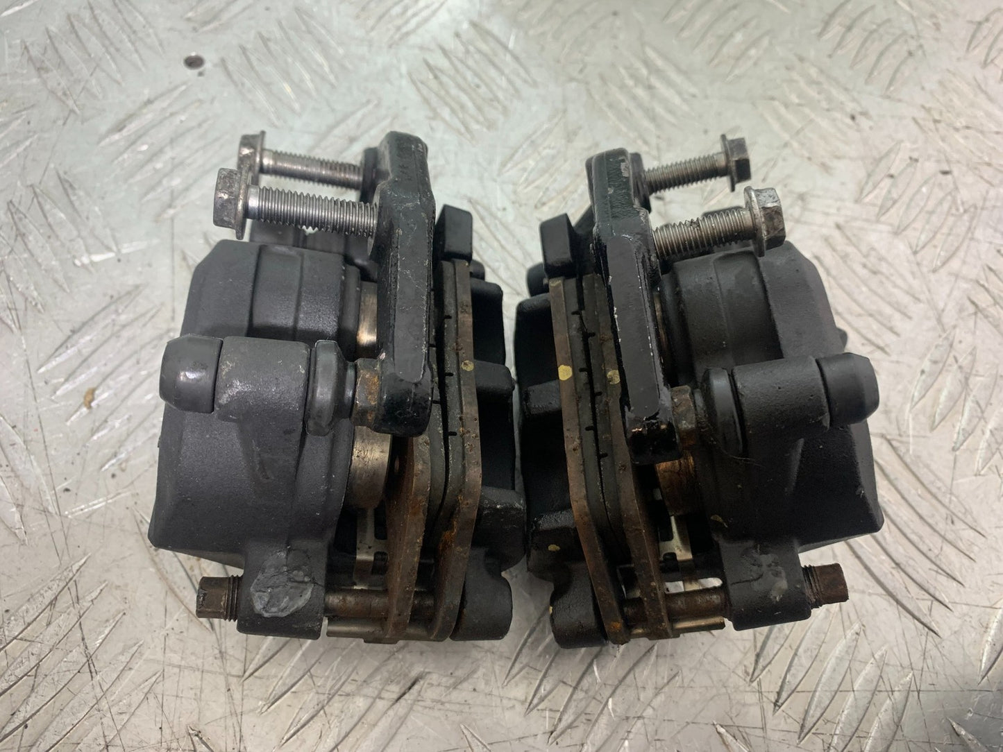 KAWASAKI 650 VERSYS FRONT BRAKE CALIPERS YEAR 2015-2018 (CMB1288)