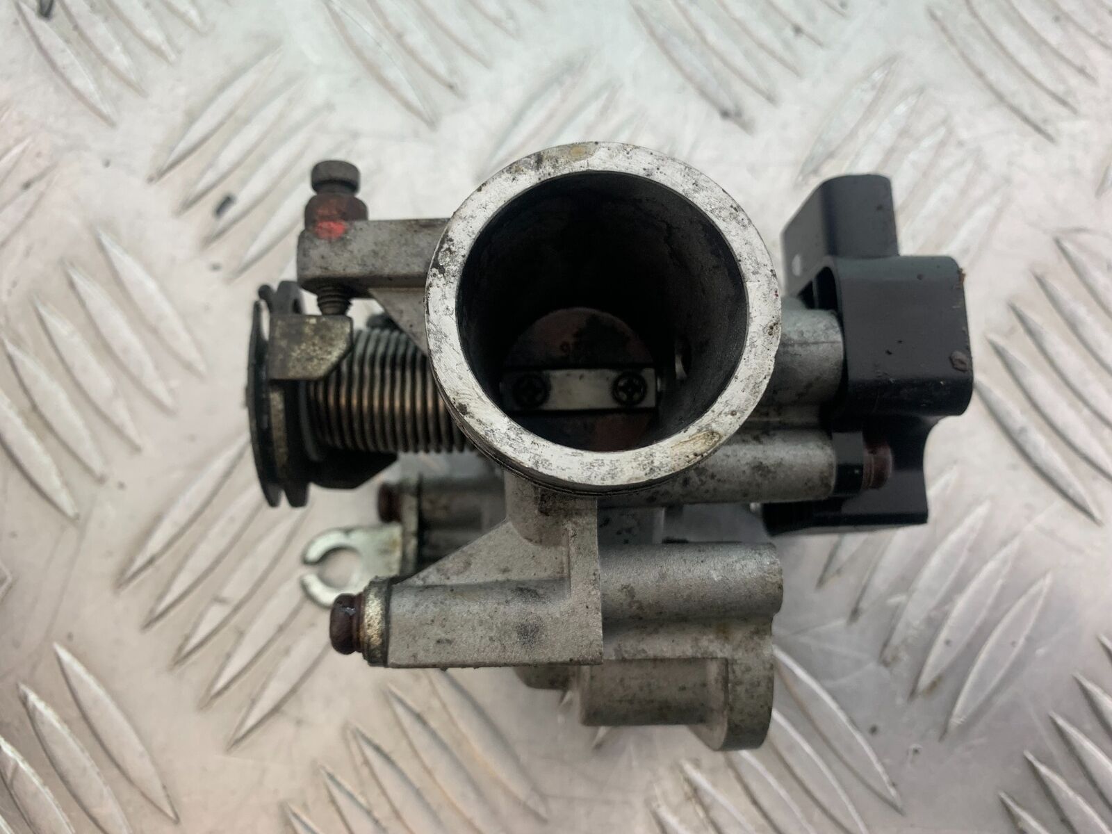 LEXMOTO MATADOR 125 JJ125T-17 THROTTLE BODY  (CMB1115)