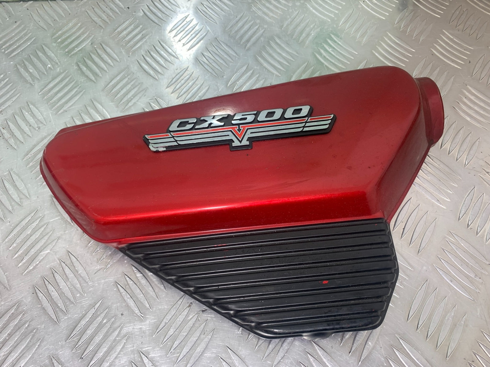 HONDA CX500 CX 500 RIGHT SEAT PANEL YEAR 1978 1981 (CMB1137)