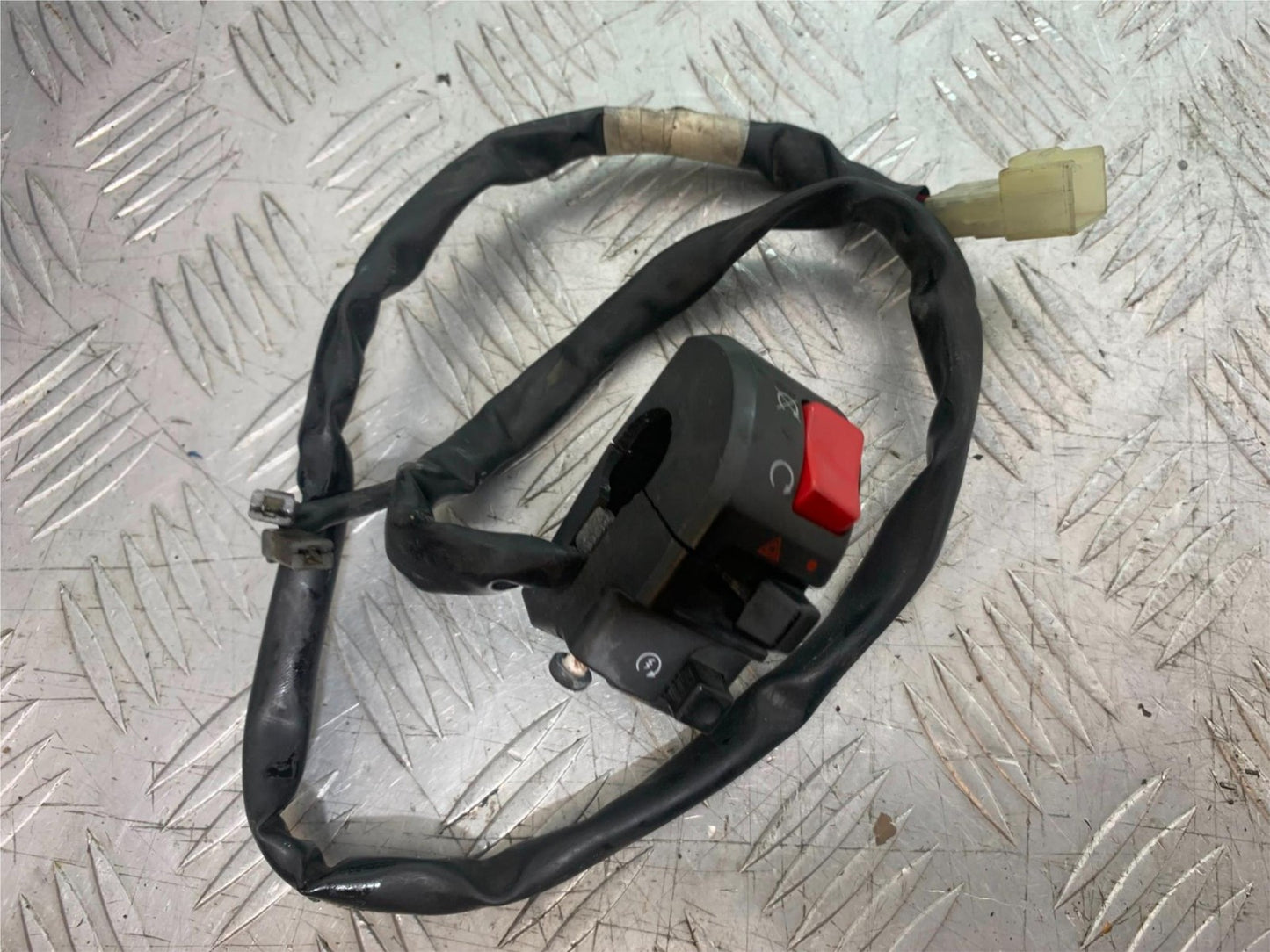 KAWASAKI GTR1400 GTR 1400 RIGHT SWITCH GEAR  YEAR 2007-2009 (CMB1306)