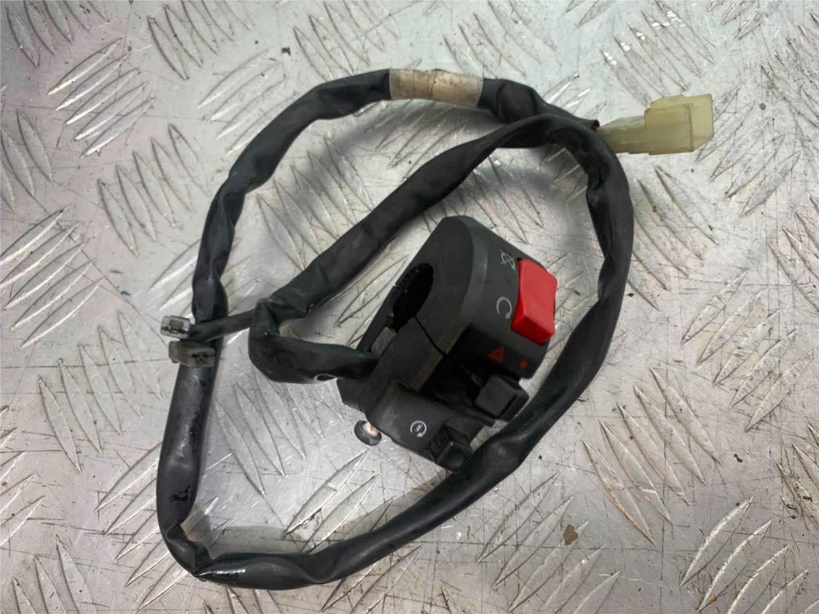 KAWASAKI GTR1400 GTR 1400 RIGHT SWITCH GEAR  YEAR 2007-2009 (CMB1306)
