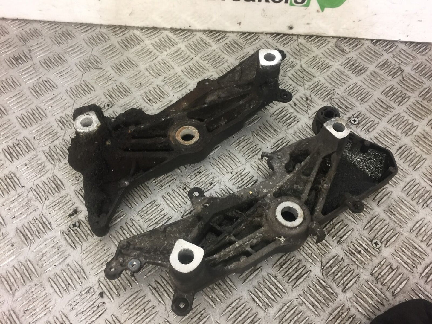 HONDA CBF600 CBF 600 FRAME MOUNTS YEAR 2009 (STOCK 369)