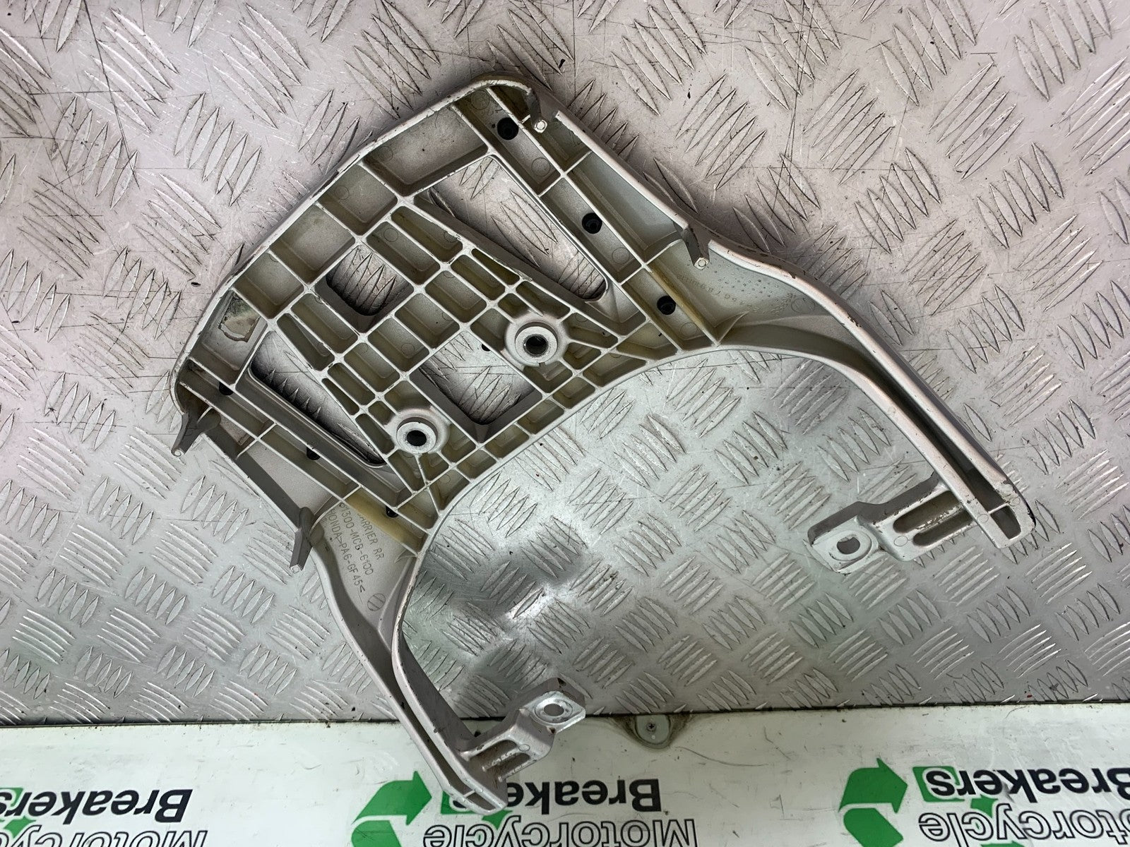HONDA XL125 VARADERO RACK   YEAR 2001-2006  (CMB1210)